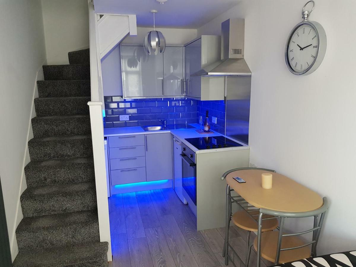 Webb Place 2 Bedroom Apartment ! Croydon Extérieur photo