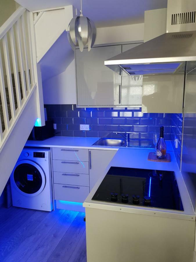 Webb Place 2 Bedroom Apartment ! Croydon Extérieur photo