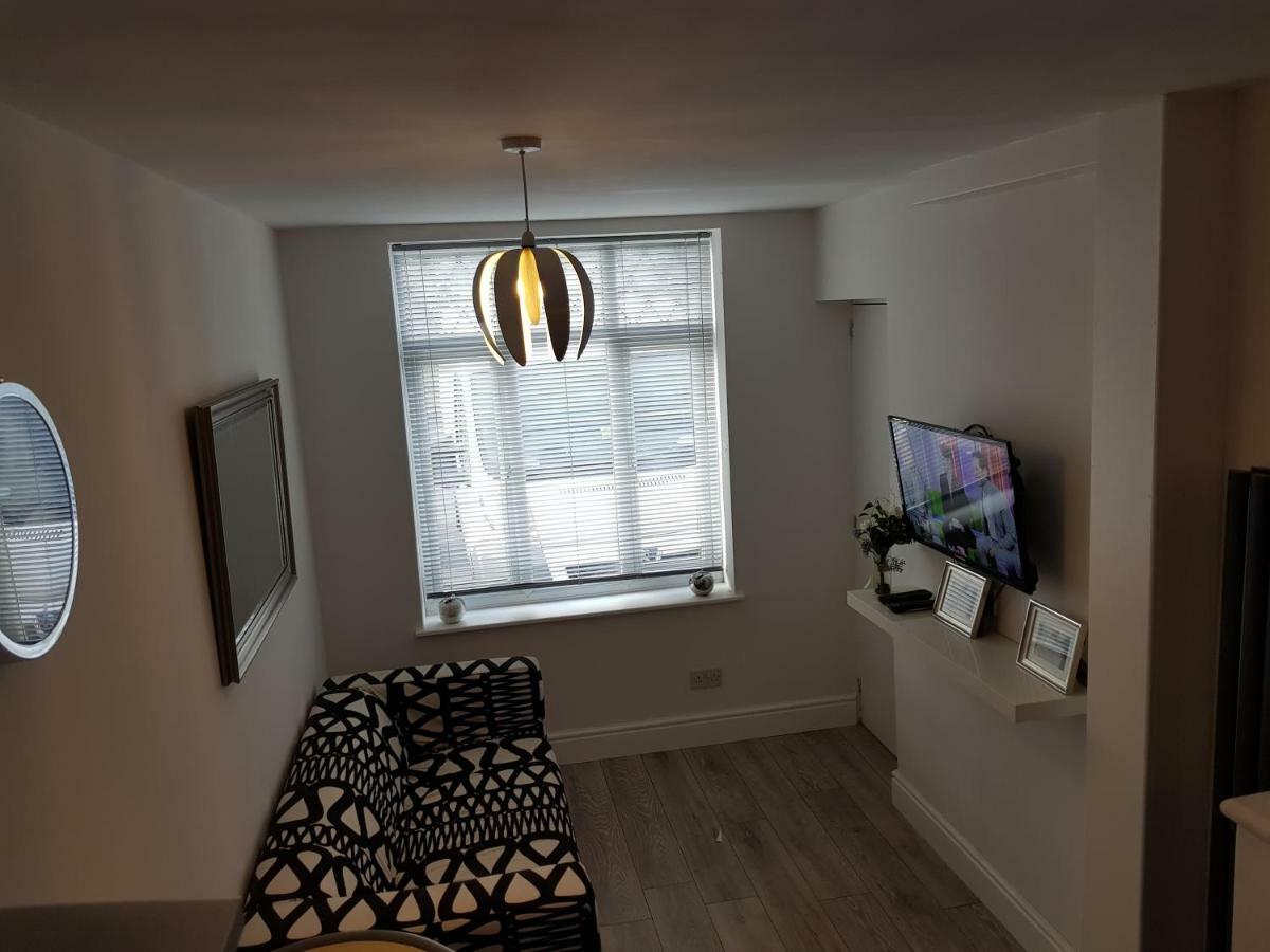 Webb Place 2 Bedroom Apartment ! Croydon Extérieur photo